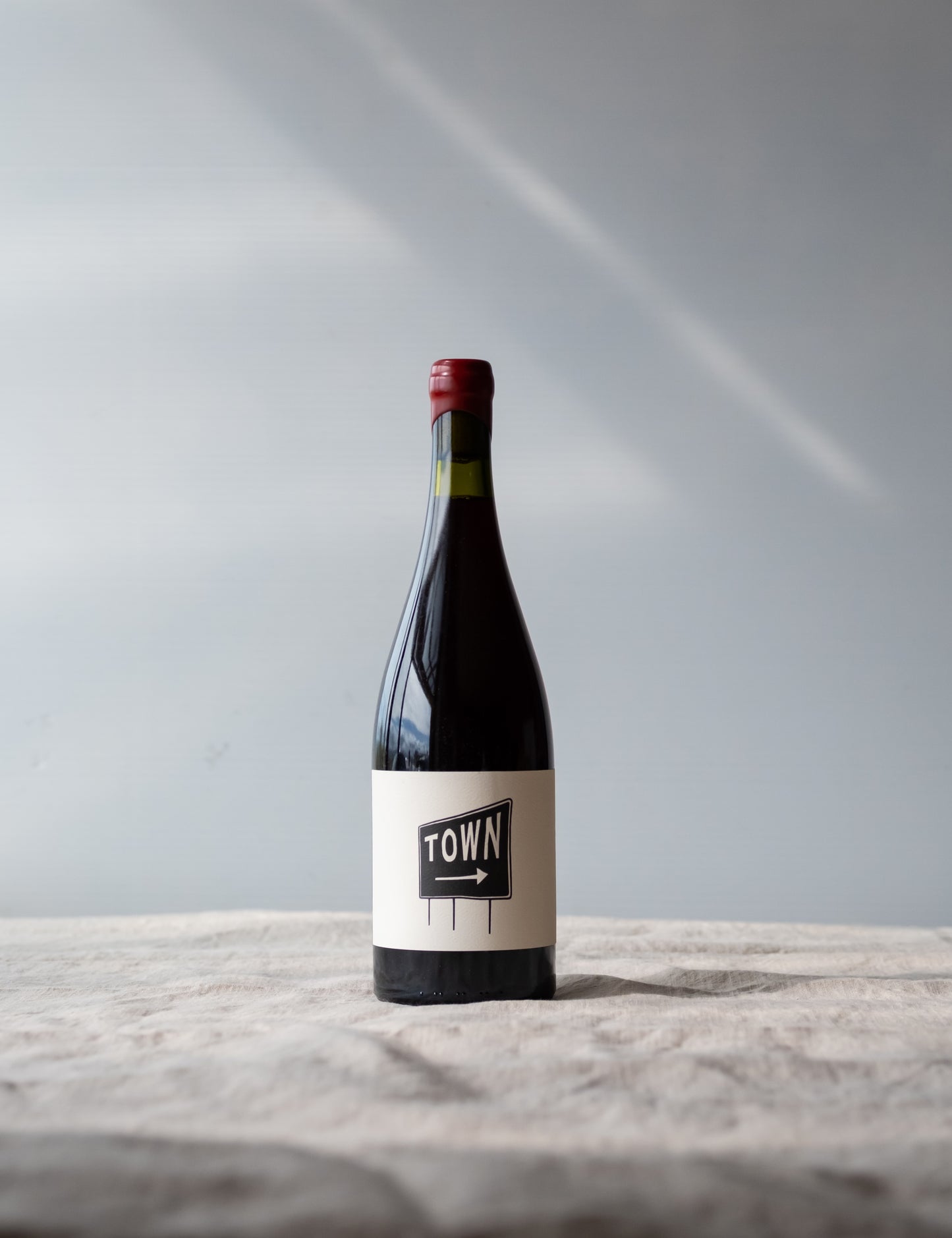 TOWN 2023 Pinot Noir